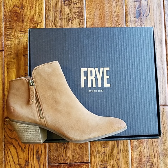 Frye Suede Zip Booties - Judy - 9.5 - Picture 1 of 10